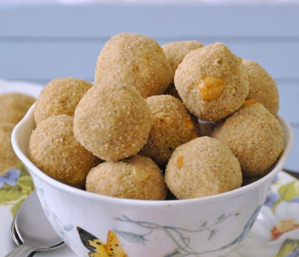 1559214353Choorma-Ladoo.jpg